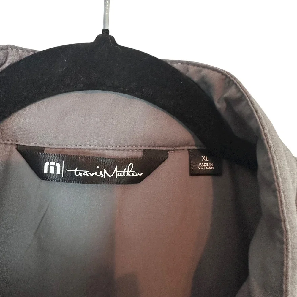 Travis Mathew excellent preowned